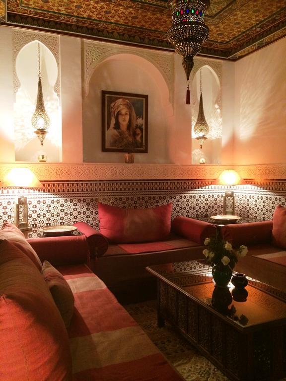 Riad Viva Marraquexe Exterior foto The interior of the hotel